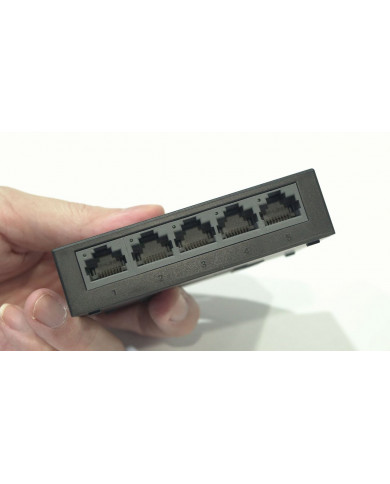 SWITCH TP-LINK LS1005G 5-PUERTOS 10/100/1000 Mbps