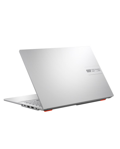 LAPTOP ASUS E1504FA-NJ686 / PROCESADOR RYZEN 5-7520U / 8GB MEMORIA RAM / 512 GB DISCO M2 SOLIDO / GRAFICOS RADEON/15,6" FHD