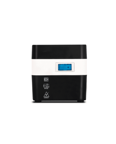 REGULADOR DE VOLTAGE CDP RU-AVR 604 + SUPRESOR DE PICOS + 4 TOMAS + 4USB